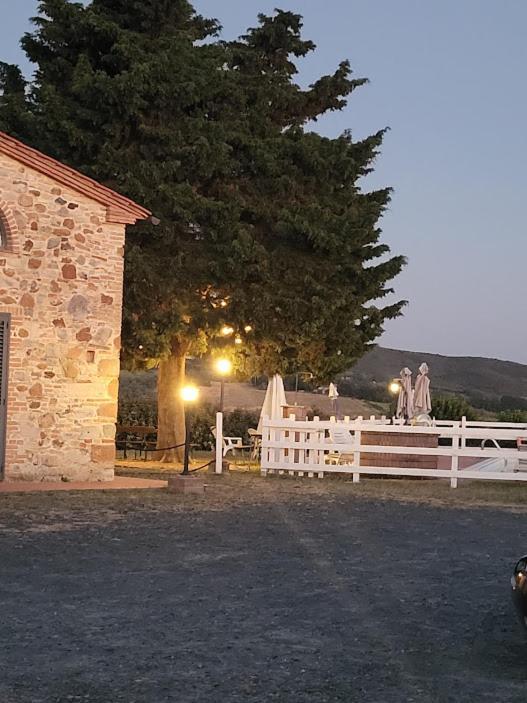 Casale Poggio Meone * Santa Luce